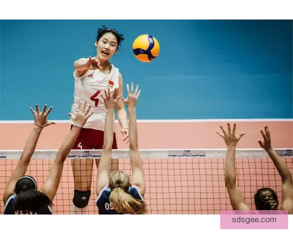 中国女排对阵巴西经典录像回顾技战术博弈与高光瞬间解析全景复盘 中国女排对阵巴西经典录像回顾技战术博弈与高光瞬间解析全景复盘